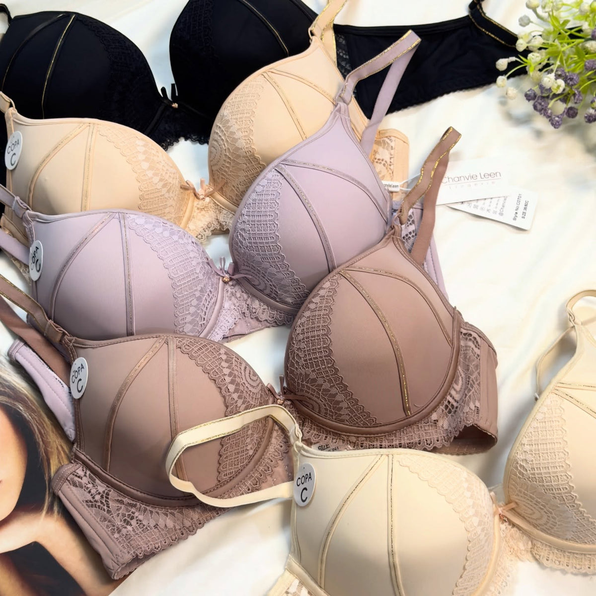 Lace Side-Panel Underwire Bra – Metallic Trim Contour Full-Coverage Bra - Set of 2